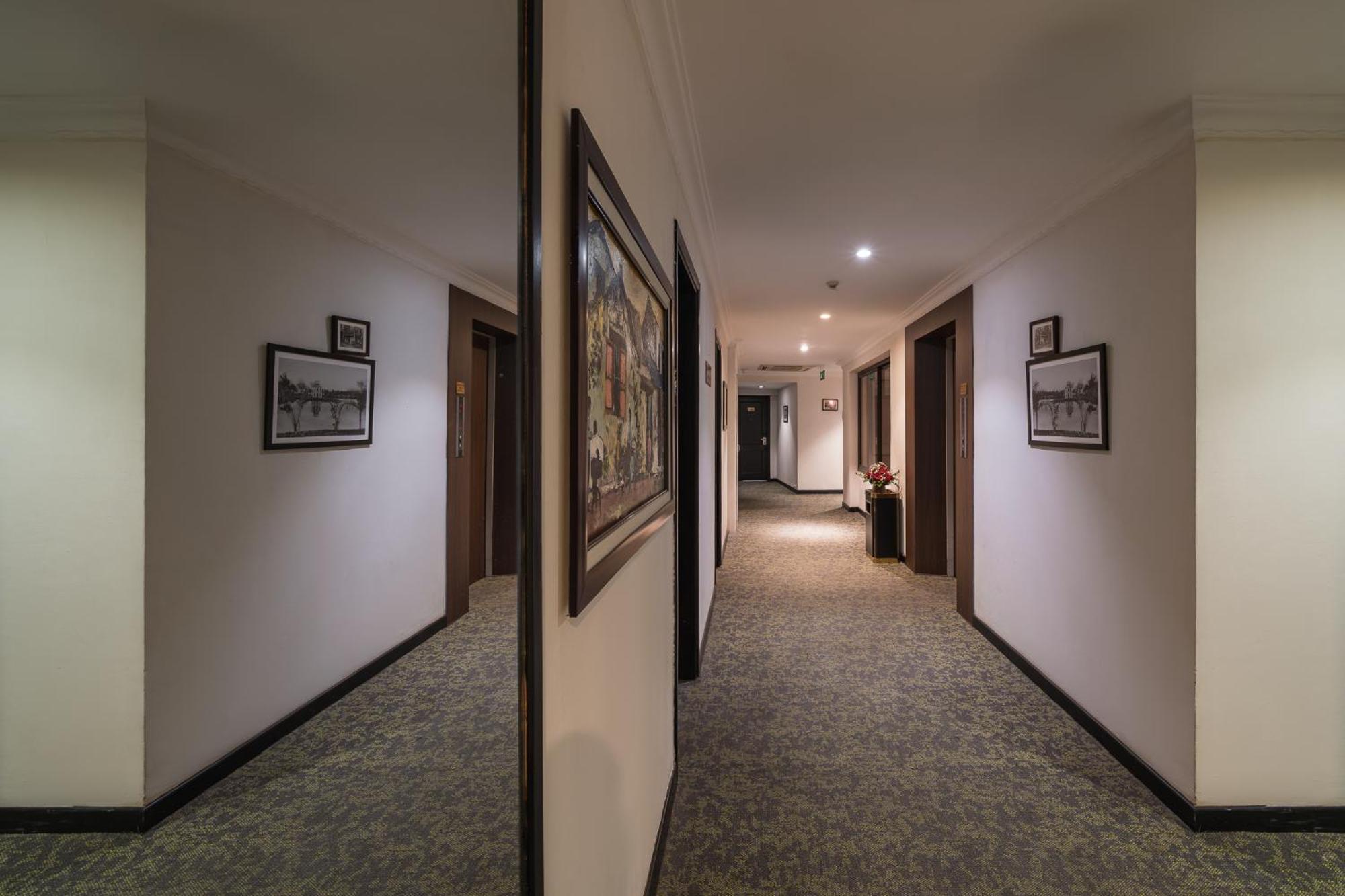 โรงแรมมอน รีเจนซี ฮานอย ภายนอก รูปภาพ
